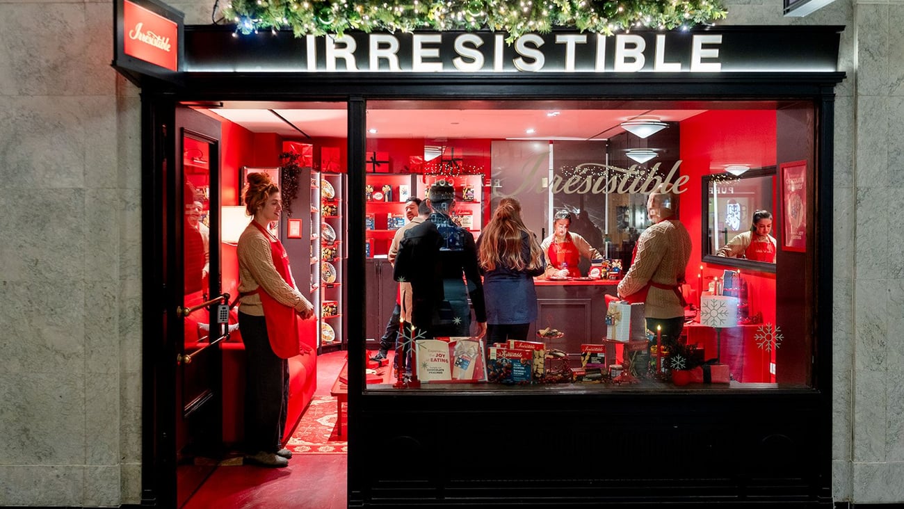 An exterior shot of the Metro and Food Basics pop-up at Toronto's Union Station