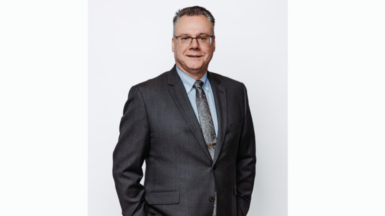 Jon Janower headshot