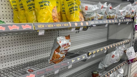 Shoppers Drug Mart chip aisle