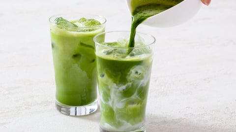 iced matcha latte