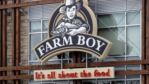 Farm Boy logo on the exterior 