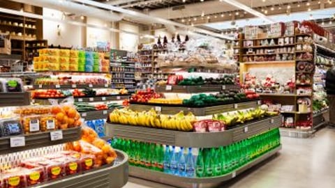 About 700 prepared foods and Summerhill-branded items are prepared at a 20,000-sq.-ft. commissary.