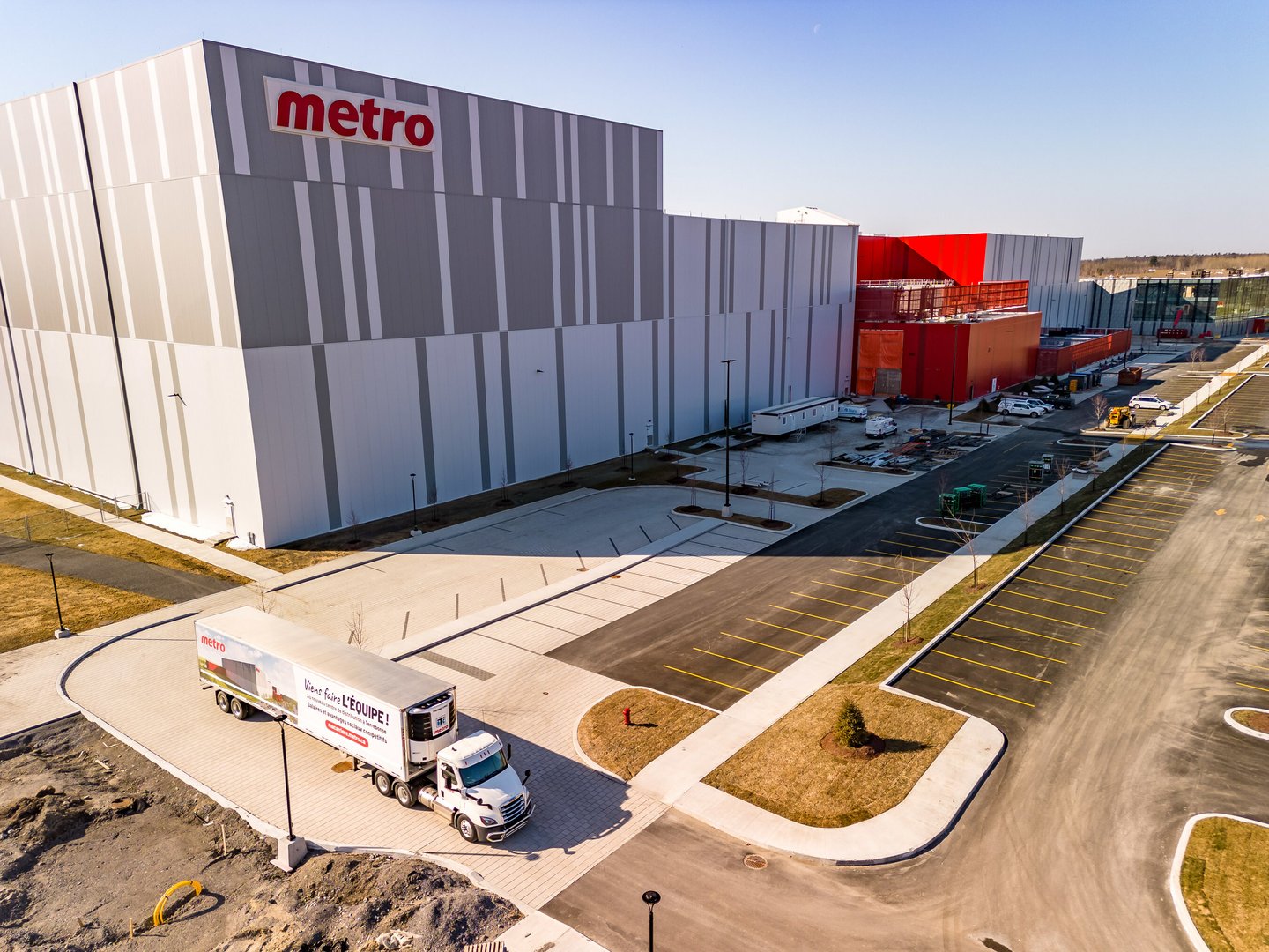 metro distribution centre