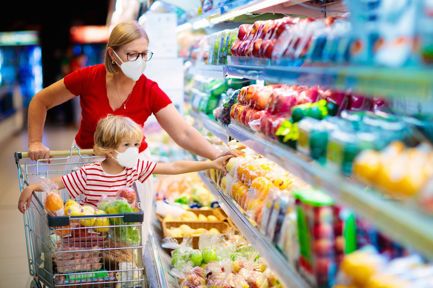 grocery shopping during the pandemic