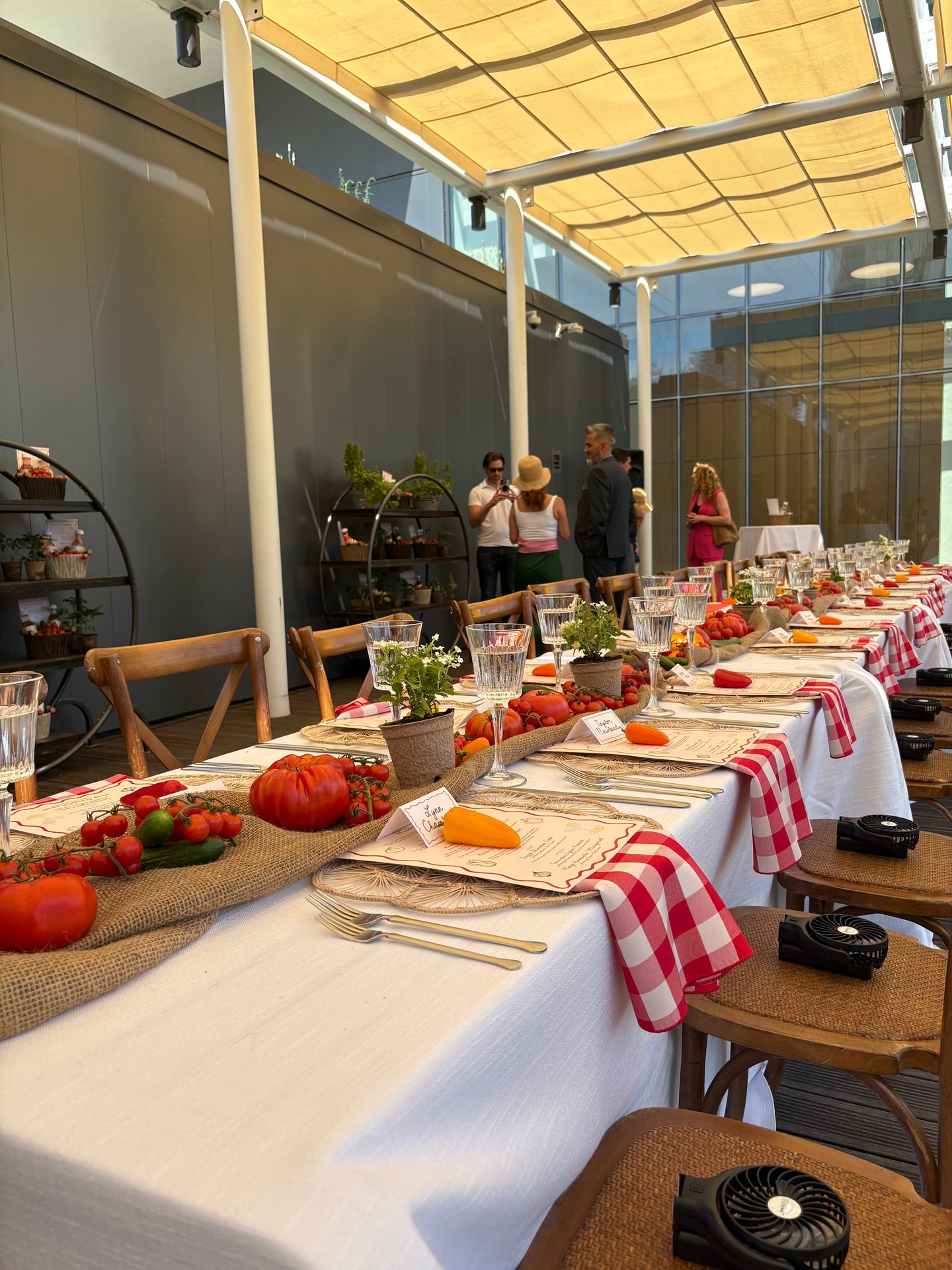 Long table