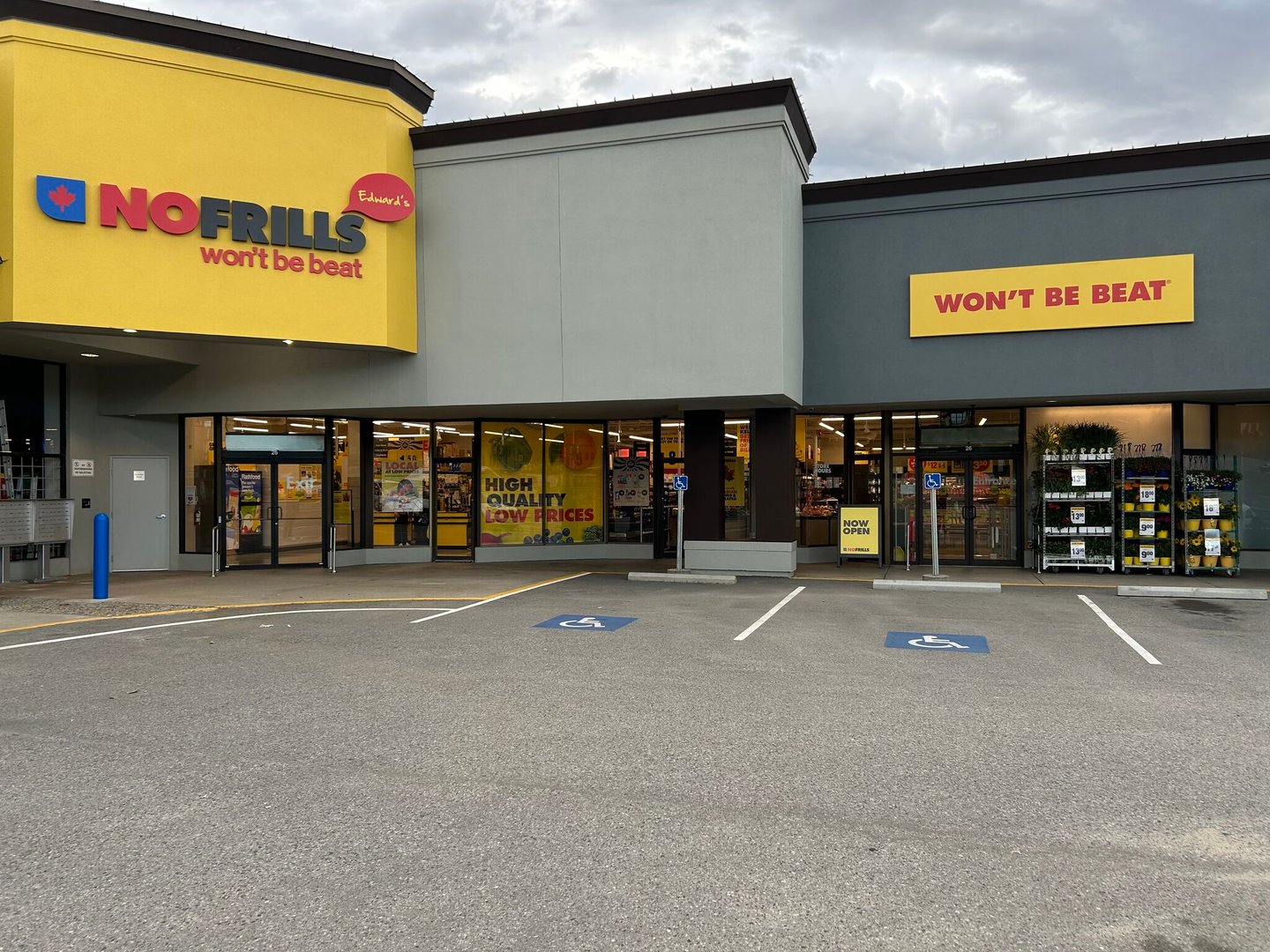 no frills