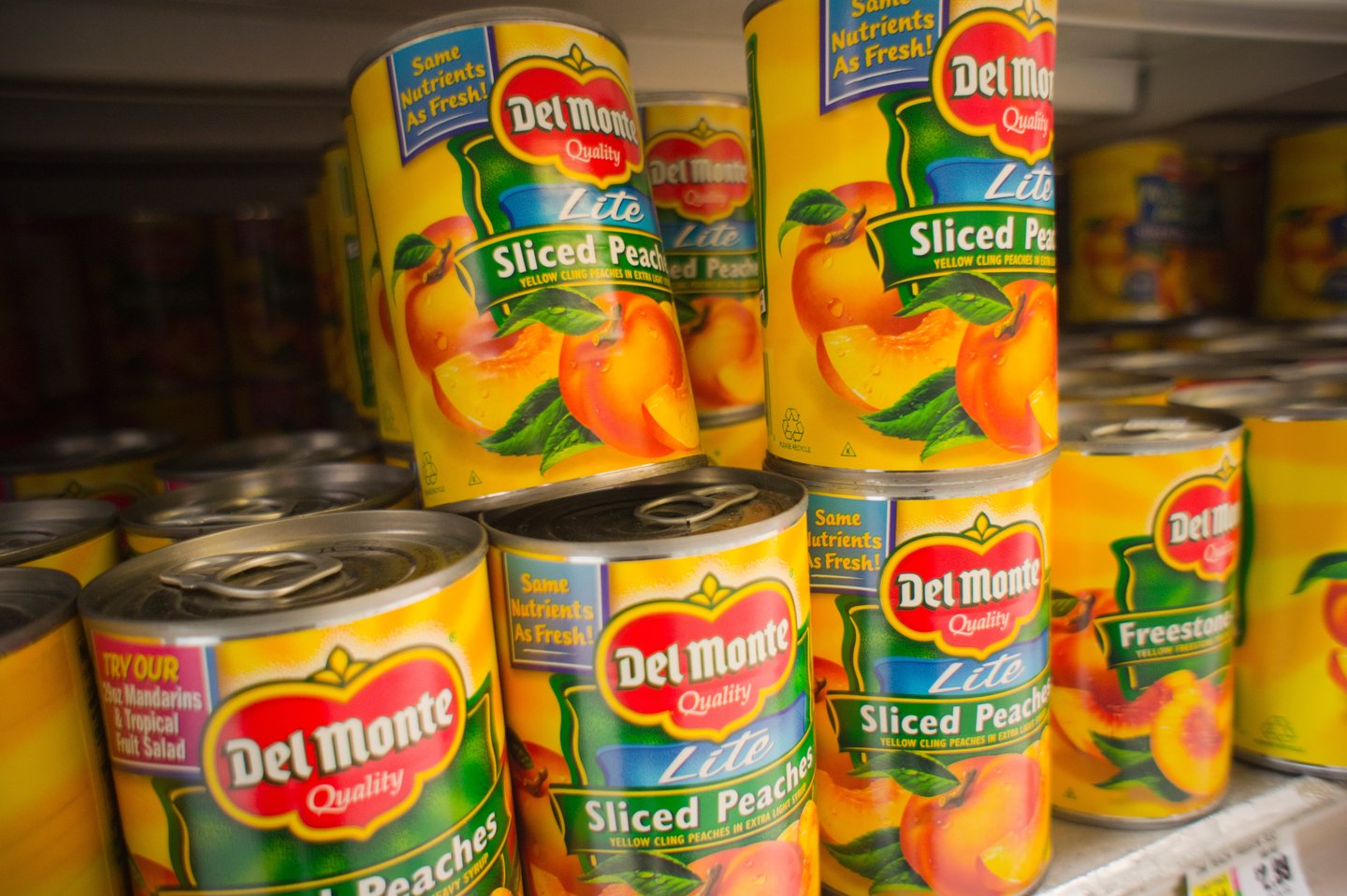 del monte canned peaches