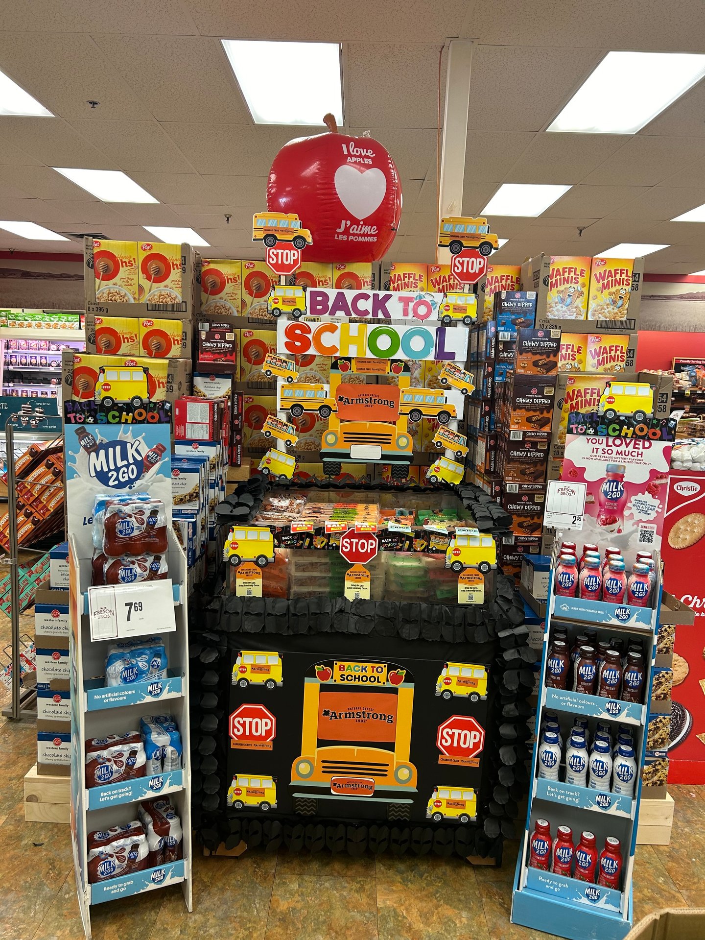 Perimeter Display Small Surface Gold