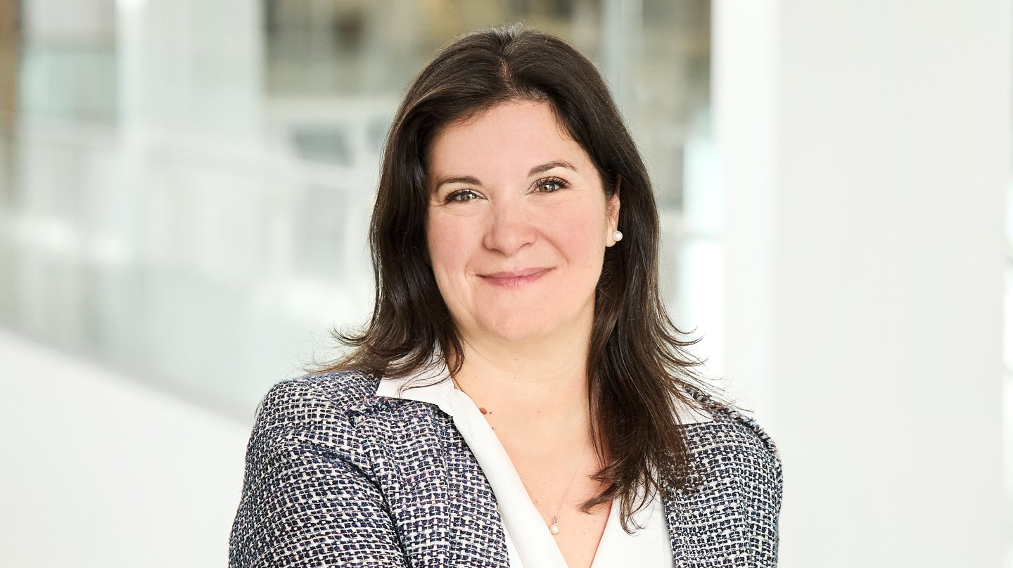 Annie St. Laurent headshot