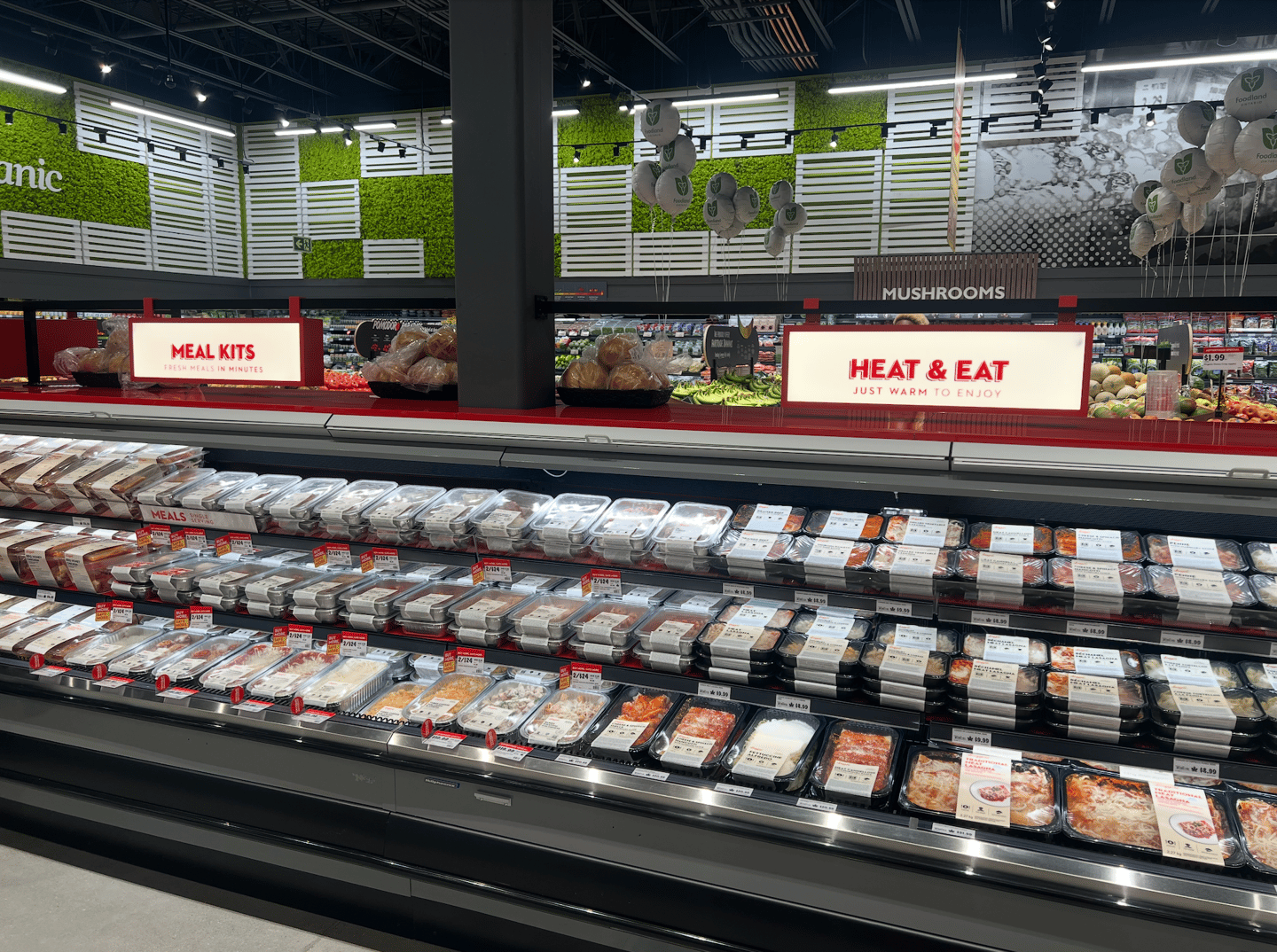 Longo's Queensway hot meals section