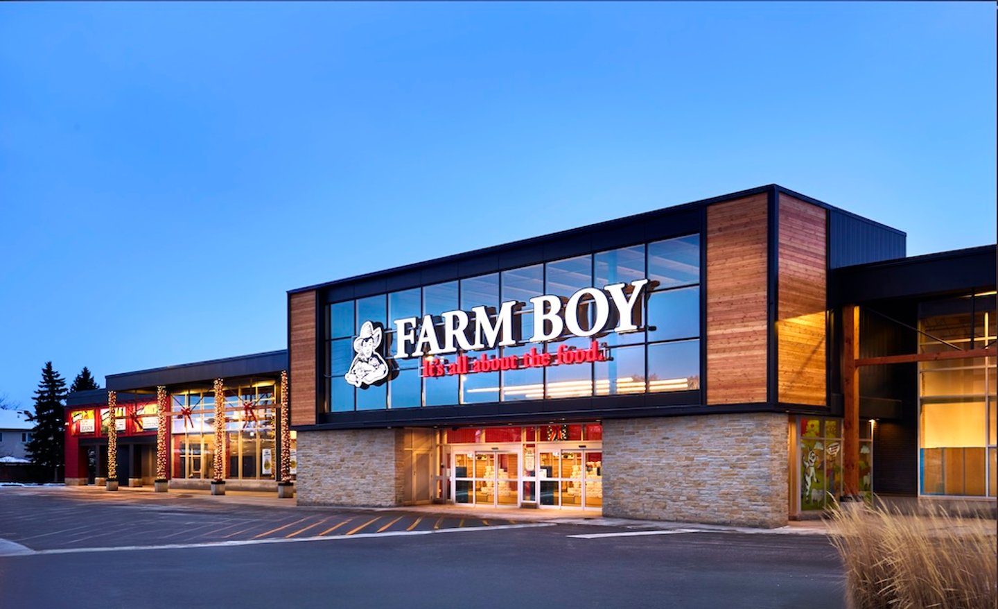 Exterior shot of Farm Boy's location in Kanata, Ontario