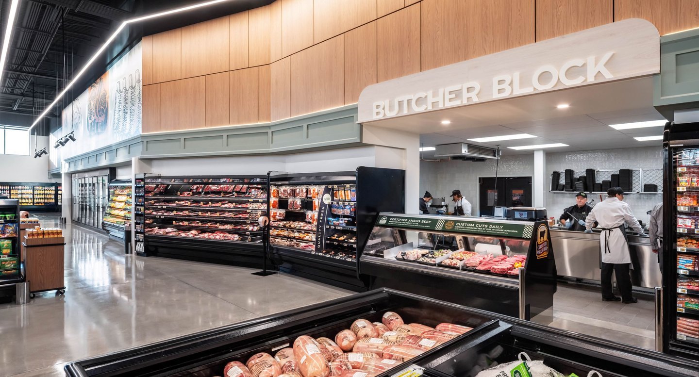 RDC’s Butcher Block concept for Utah-based Bella’s Market enables fresh preparation, craft and transparency to bring the community together.