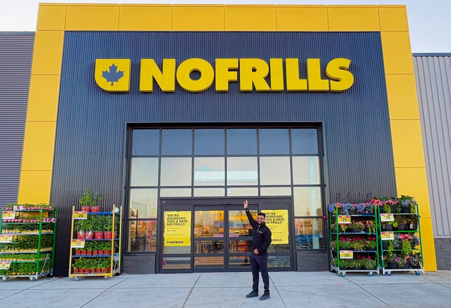sam's no frills lloydminster alberta