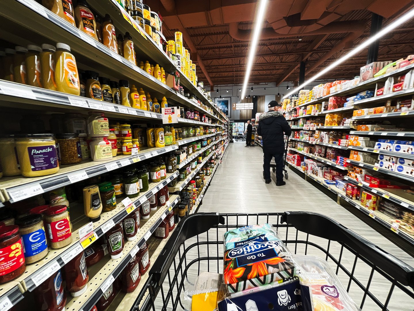 quebec supermarket