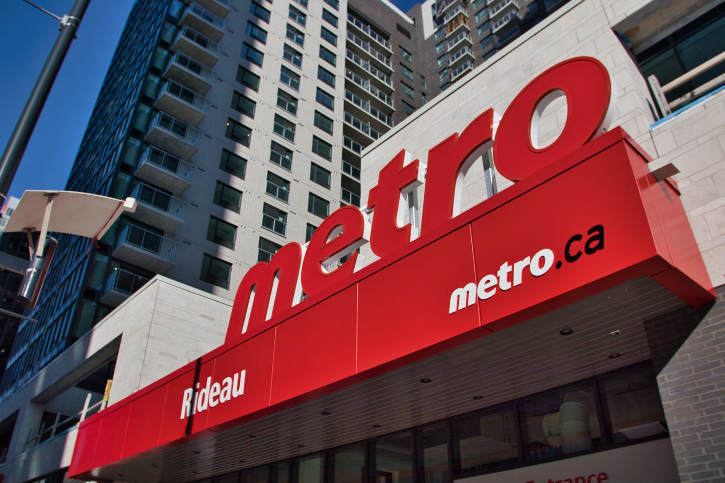 The facade of Metro's Rideau store in Ottawa's ByWard Market
