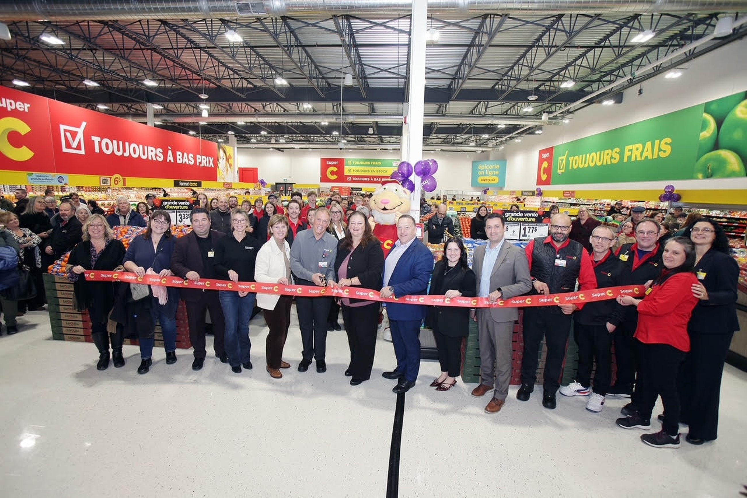 Super C Sherbrooke ribbon cutting