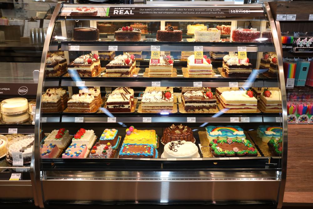 Save-On-Foods Bakery section at King George Hub store