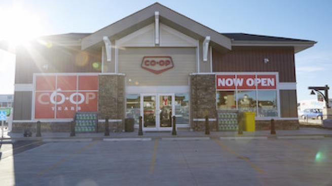 Calgary Co-op cracks open new location | Canadian Grocer